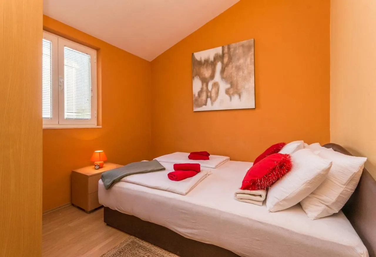 Apartments Amaris Biograd Na Moru 0*,