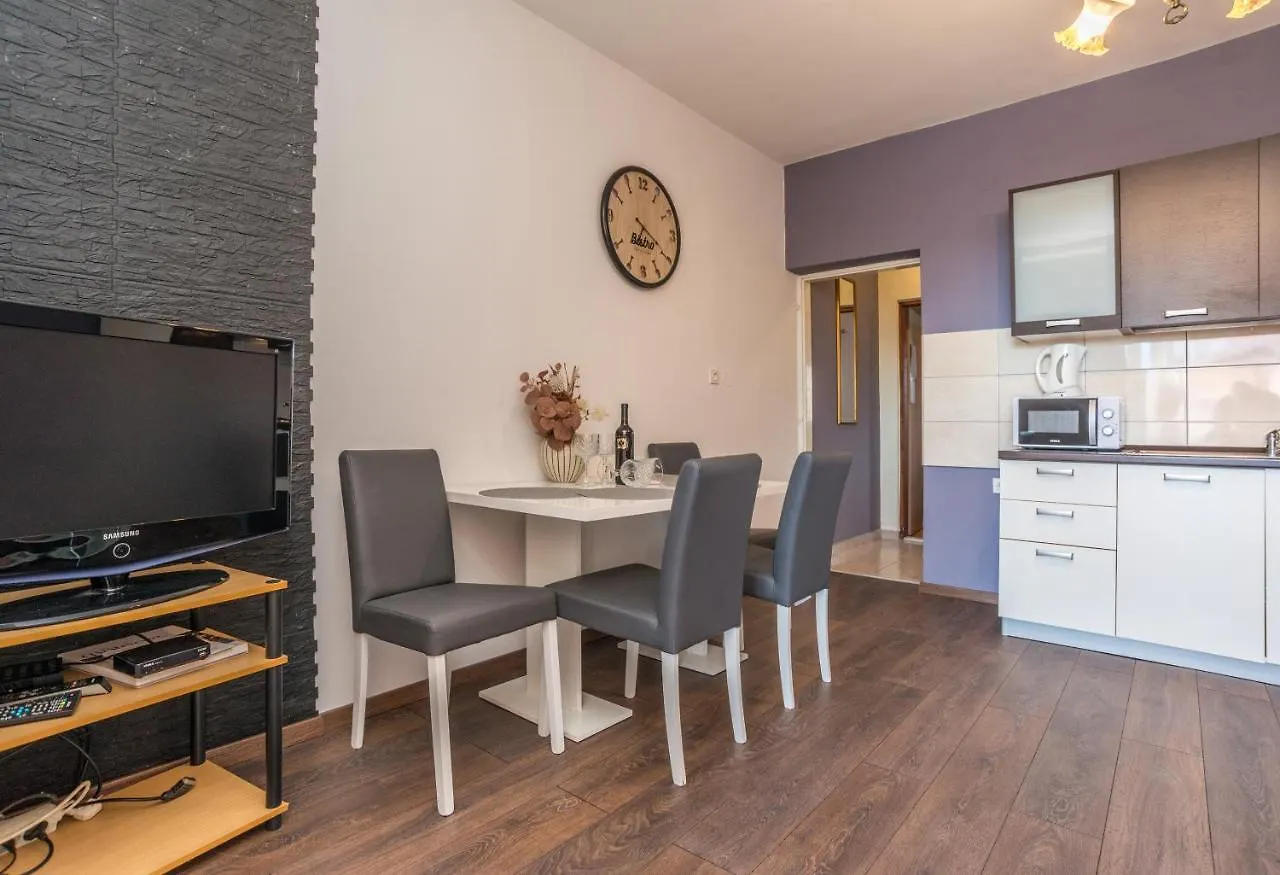Apartments Amaris Biograd Na Moru Croatia