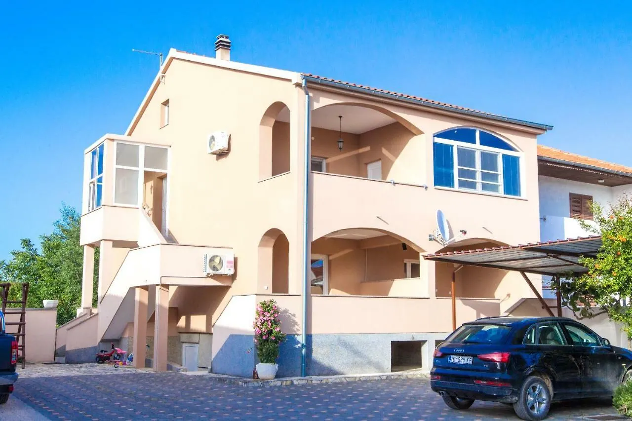 Apartments Amaris Biograd Na Moru Croatia